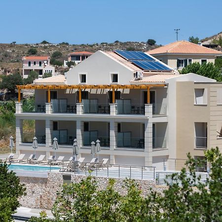Sky View Suites Kefalonia Vóvikes Exterior foto