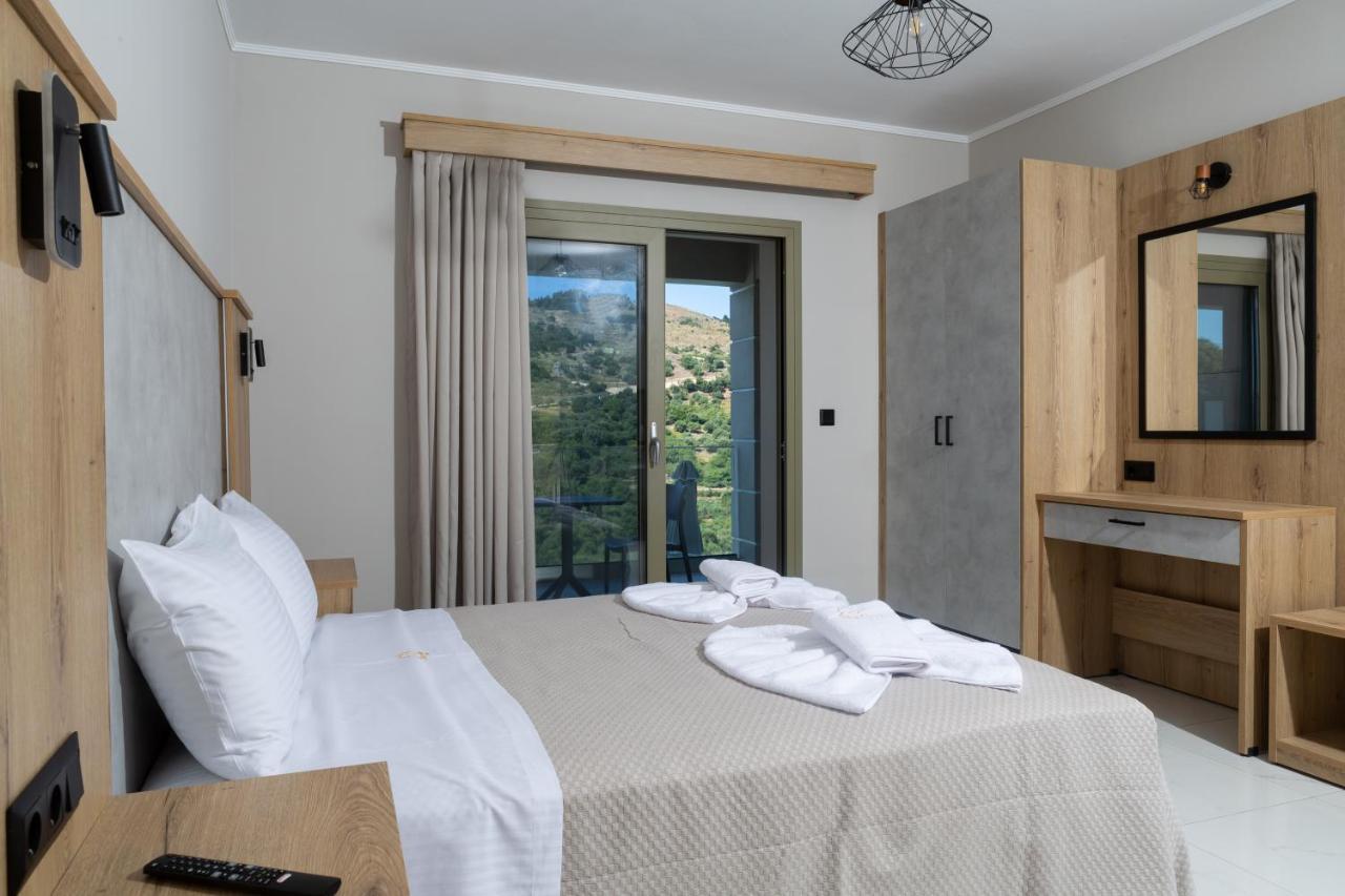 Sky View Suites Kefalonia Vóvikes Exterior foto