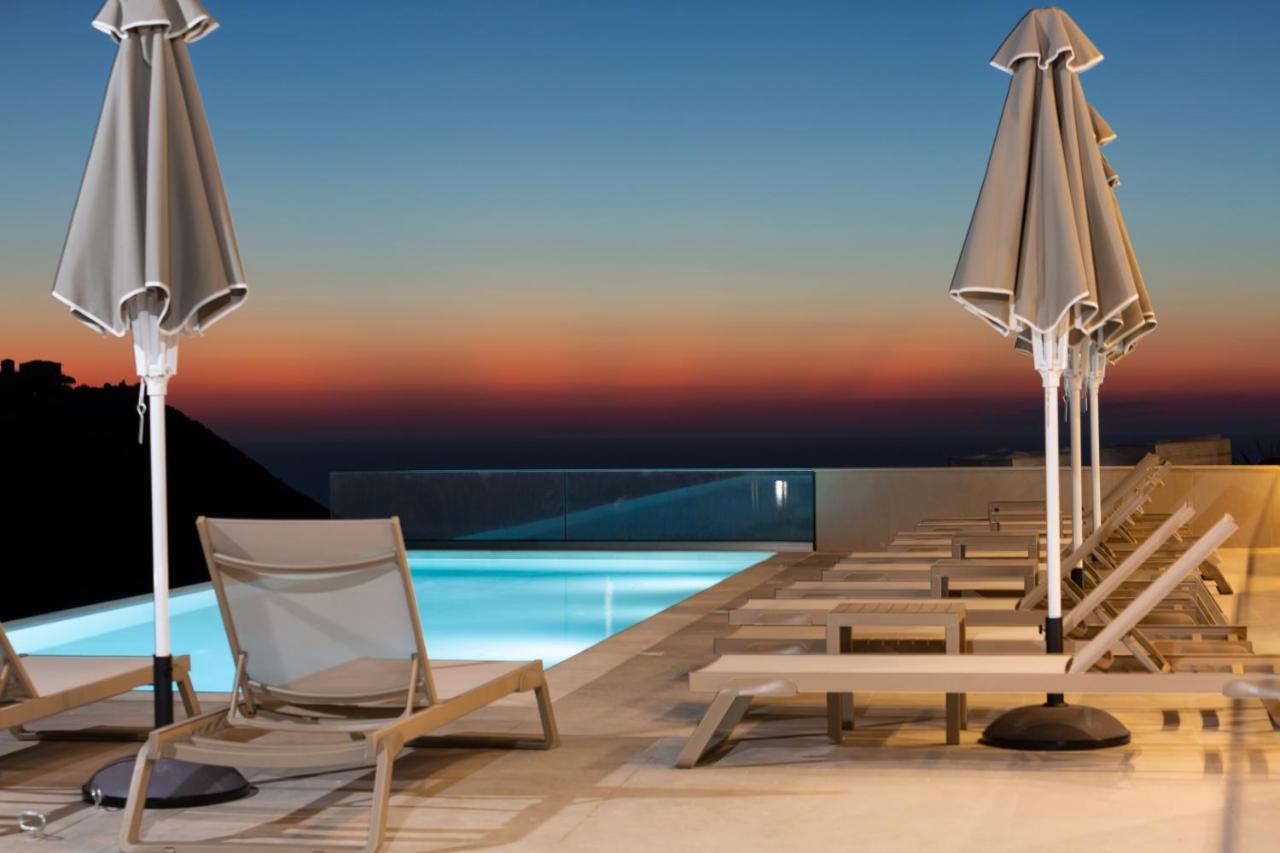 Sky View Suites Kefalonia Vóvikes Exterior foto